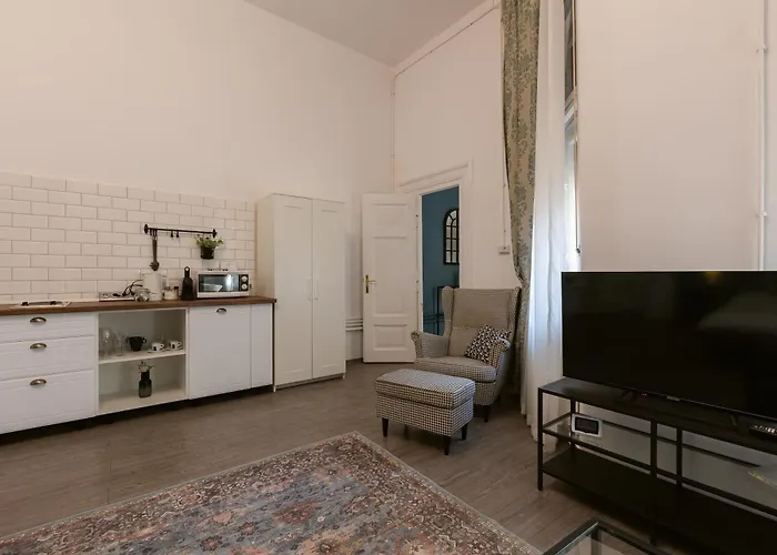 Hidden Gem In The Hearth Of Historical Center דירה